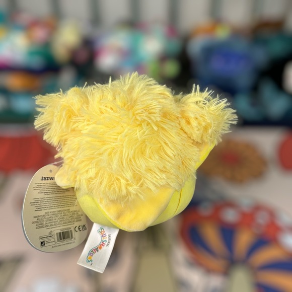 Squishmallows 5” Nomi Yellow Banana Bigfoot Exclusive Mystery Series NWT RARE! - Picture 3 of 6